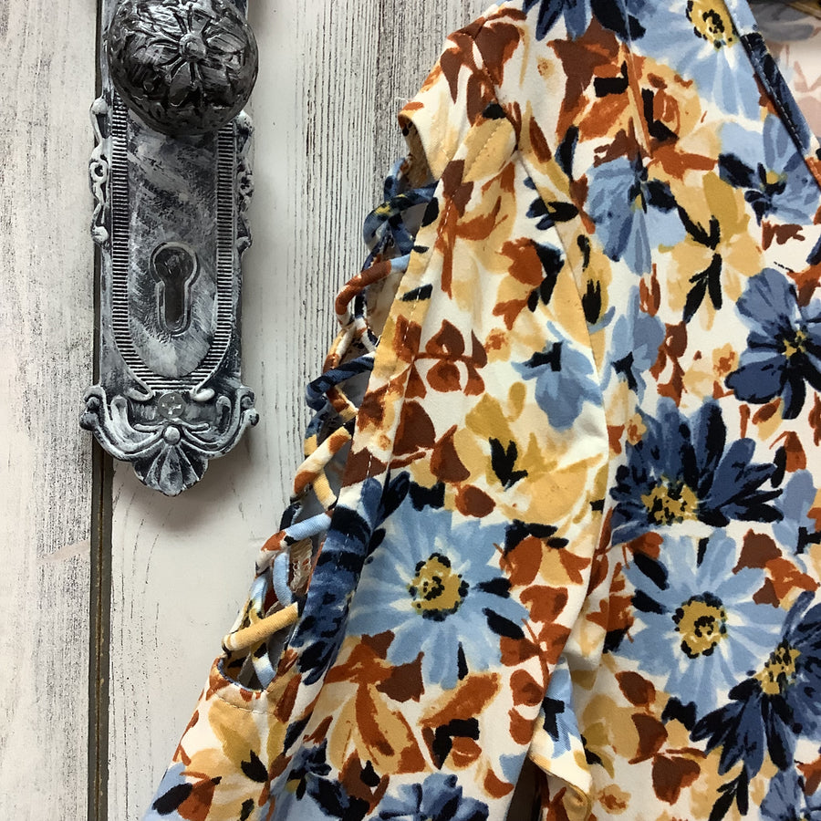 EMALINE Size Med P Shirts & Blouses