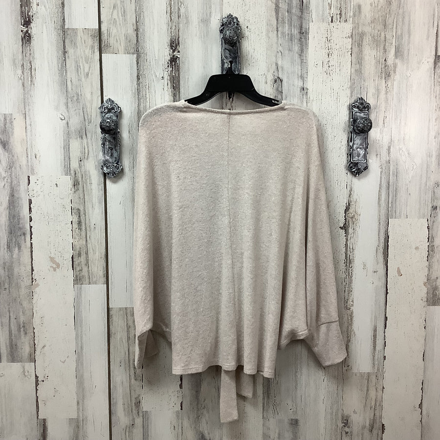 CHICO'S Size Med Shrugs & Shawls