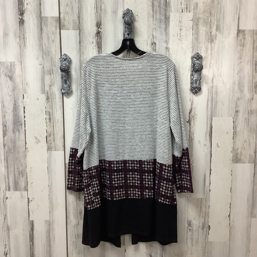 Unknown Size 2X Curvy Shrugs & Shawls