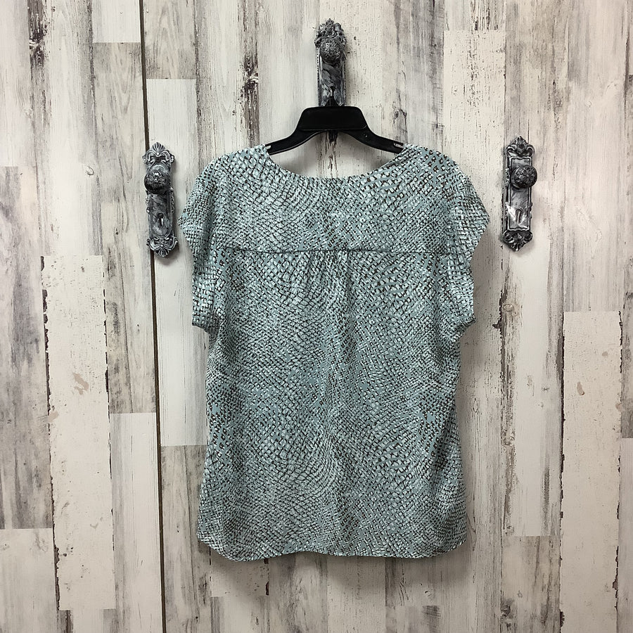 DR2 Size XL Curvy Shirts & Blouses