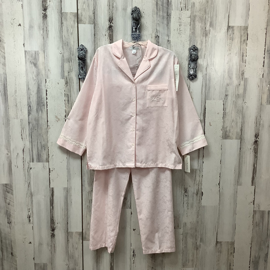 Miss Elaine Size Small PJ Set