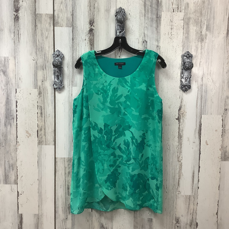 Halston Size Small Shirts & Blouses