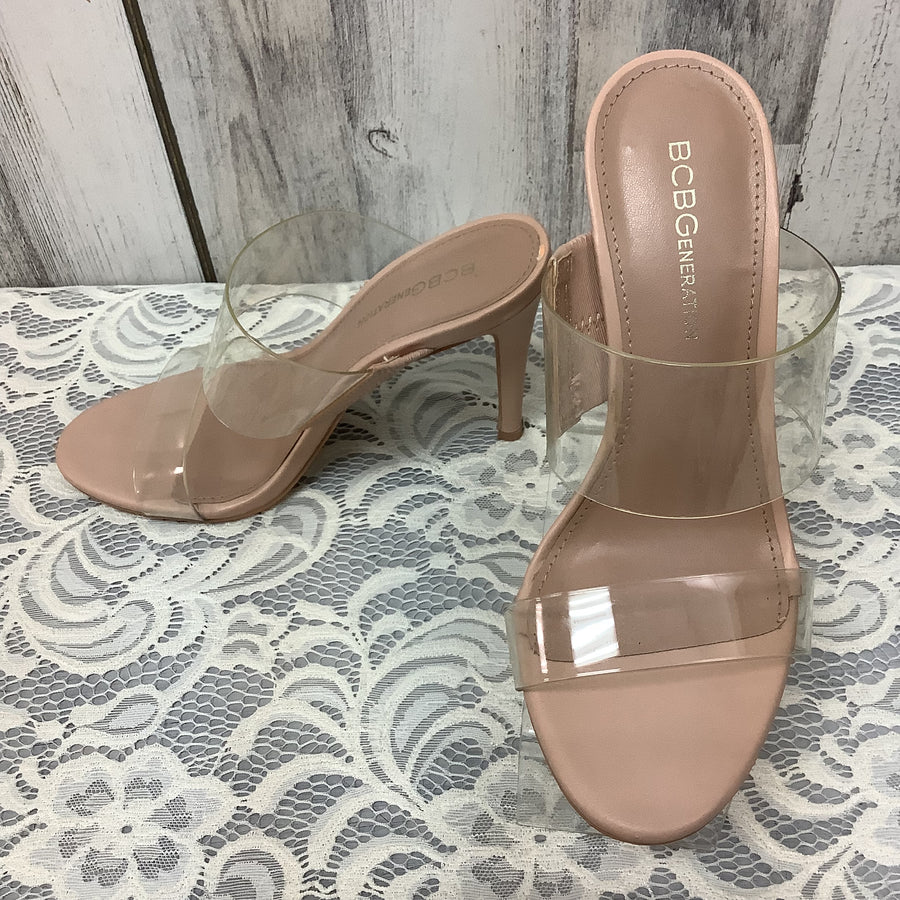 BCBG Size 7 Heels