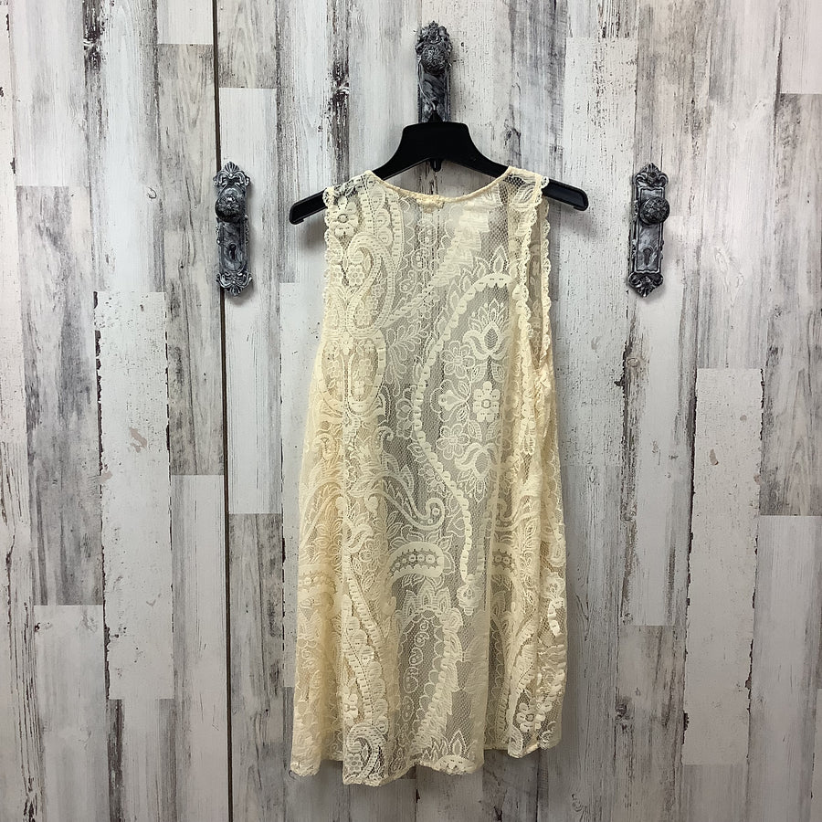 eyeshadow Size Large Shrugs & Shawls