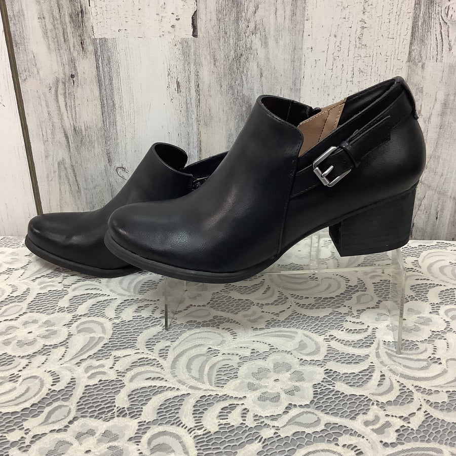 Naturalizer Size 7.5 M Boots