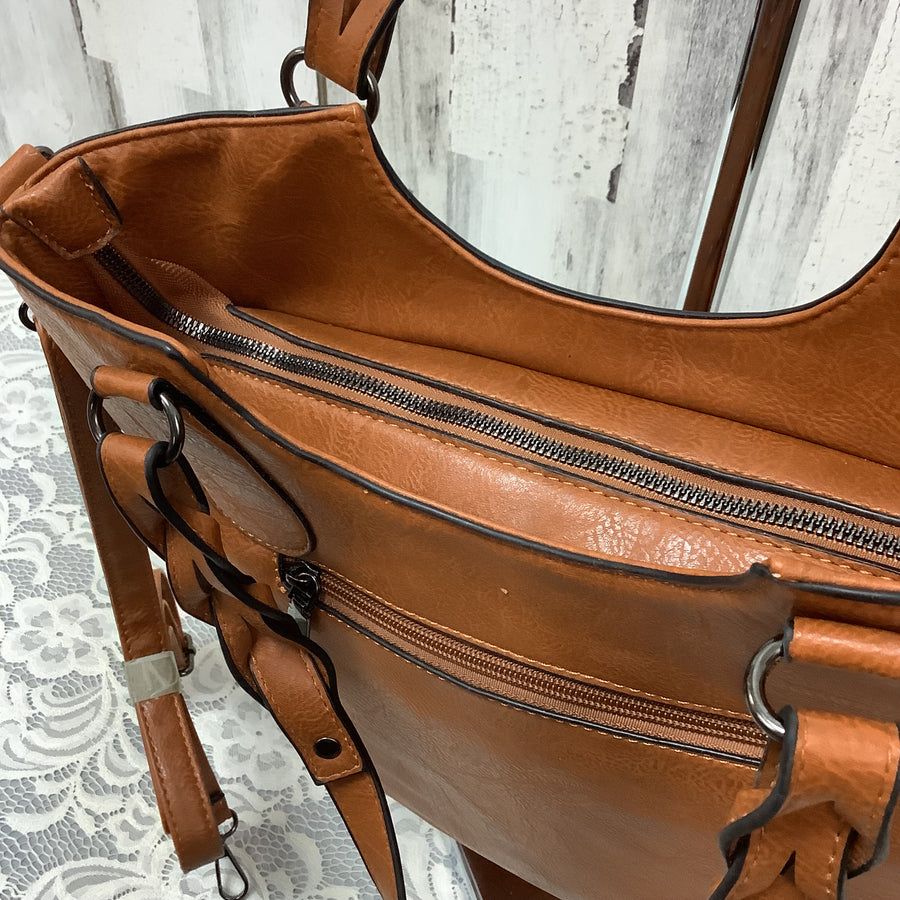 Sam & Hadley Size Large Shoulder Bags