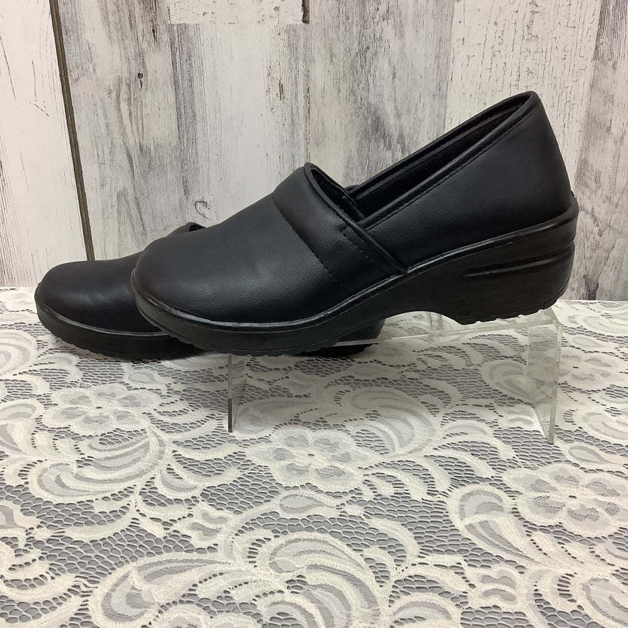 Easy Street Size 7M Casual Clogs
