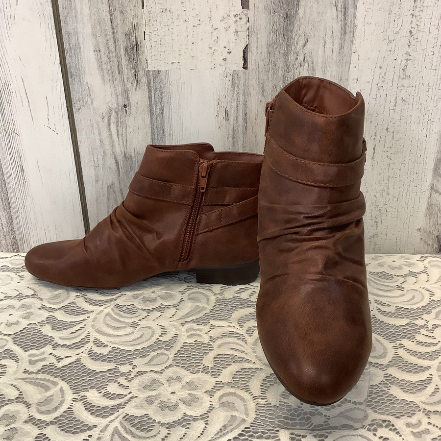 Kim Rogers Size 8 Boots