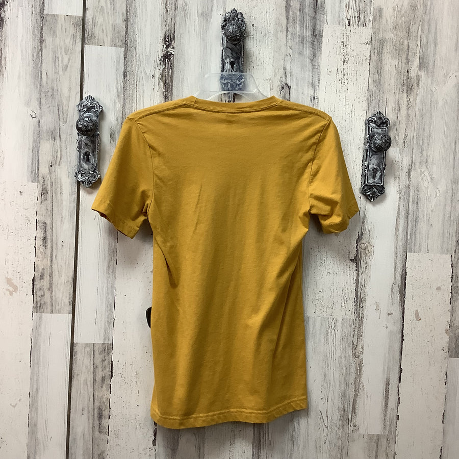 Canvas Yellowstone Size Small Tees