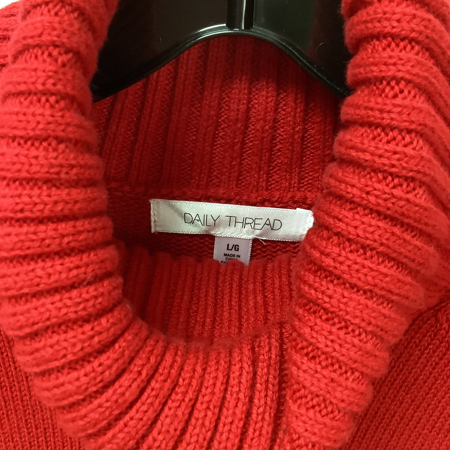 Daily Thread Size Large Pullover