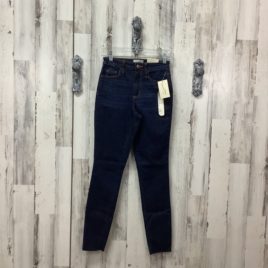Universal Thread Size 0 Junior Jeans