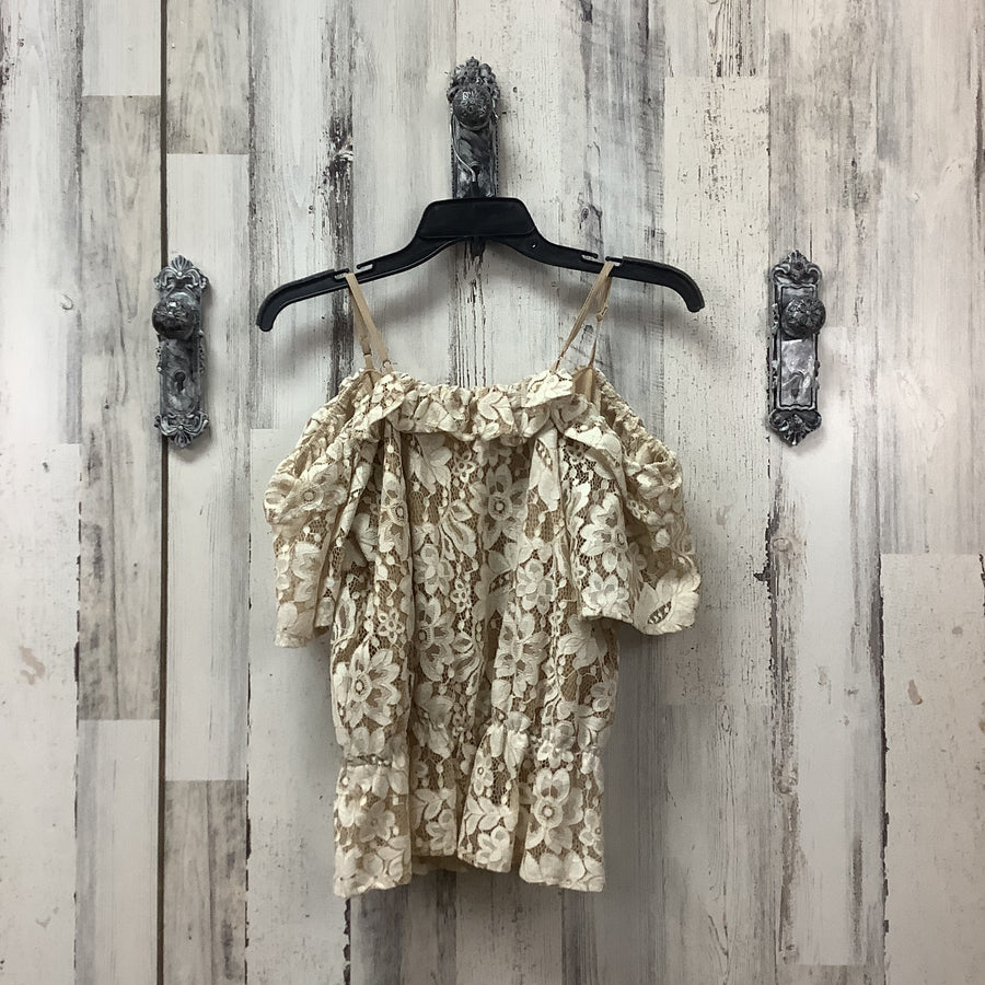 A. Peach Size Med Shirts & Blouses