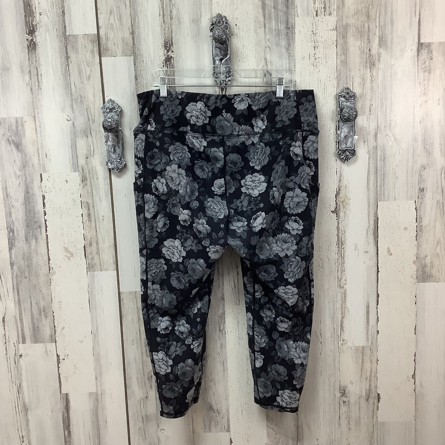 Torrid Size 3x Curvy yoga pants & more