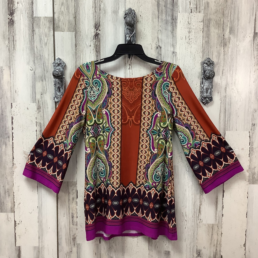 Sunny Leigh Size Med Shirts & Blouses