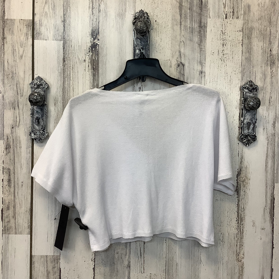 Mono B Size Med Shirts & Blouses