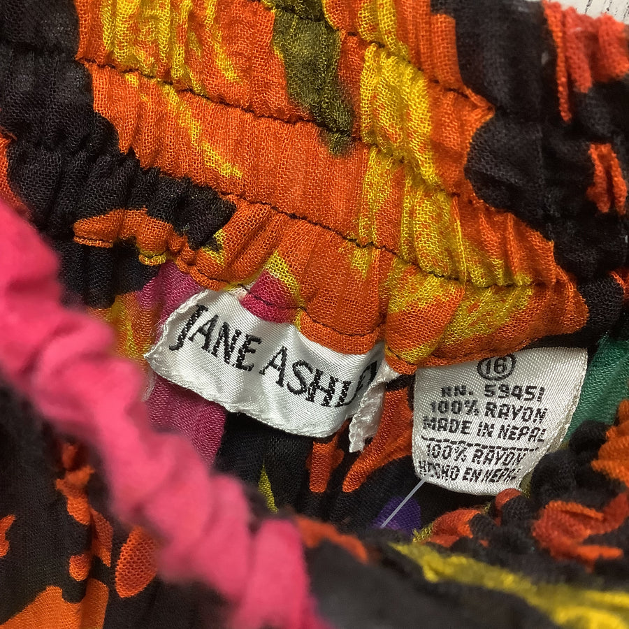Jeetish Size 16 Curvy Shorts