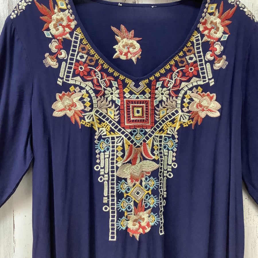 Unknown Size Large Tunics