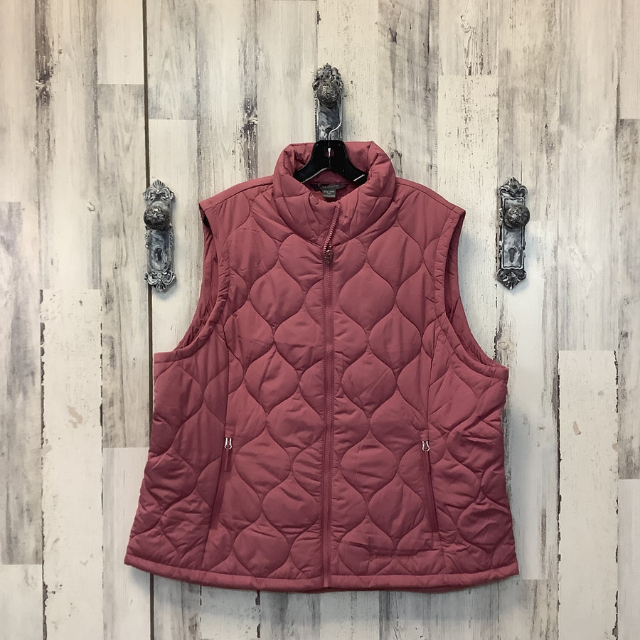 free country Size XXL Curvy Vests