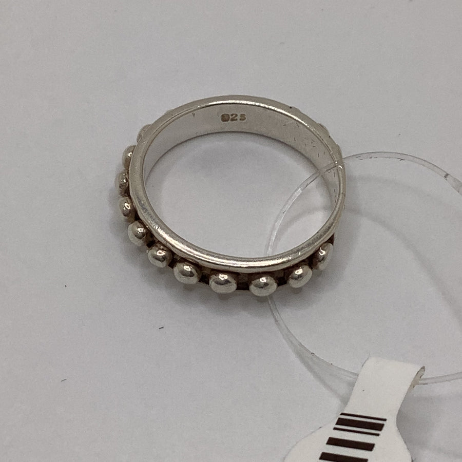 Unknown Size 8.5 Rings