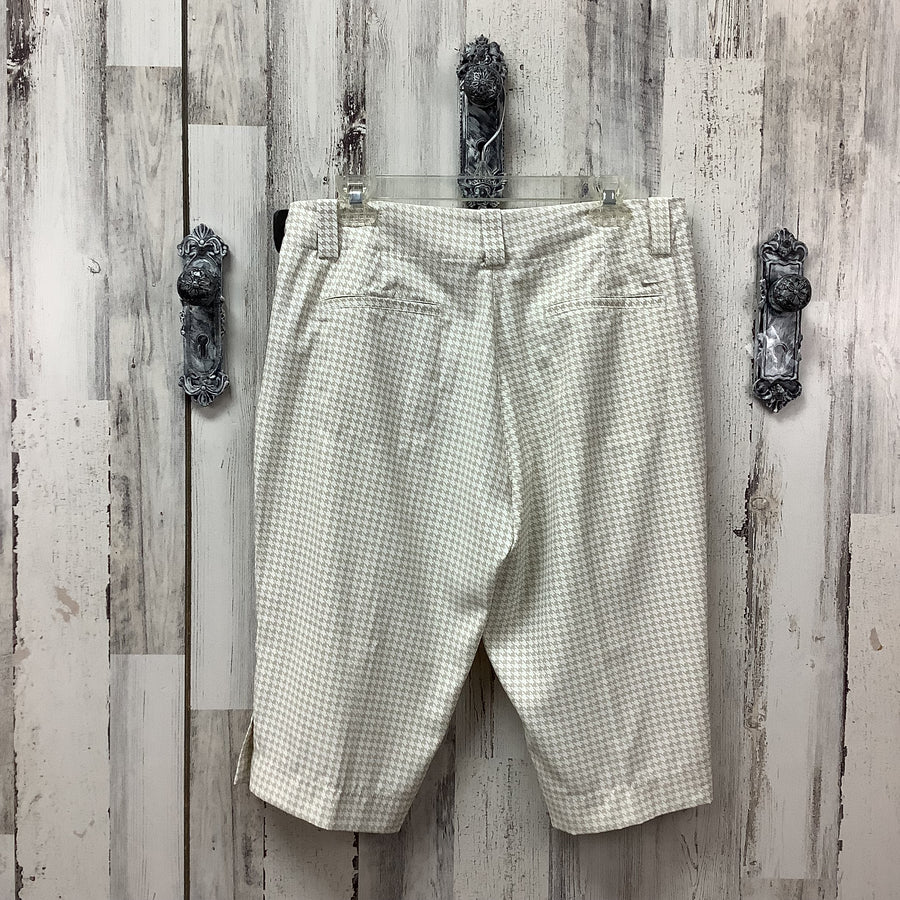 Nike Size 12 Golf Capris