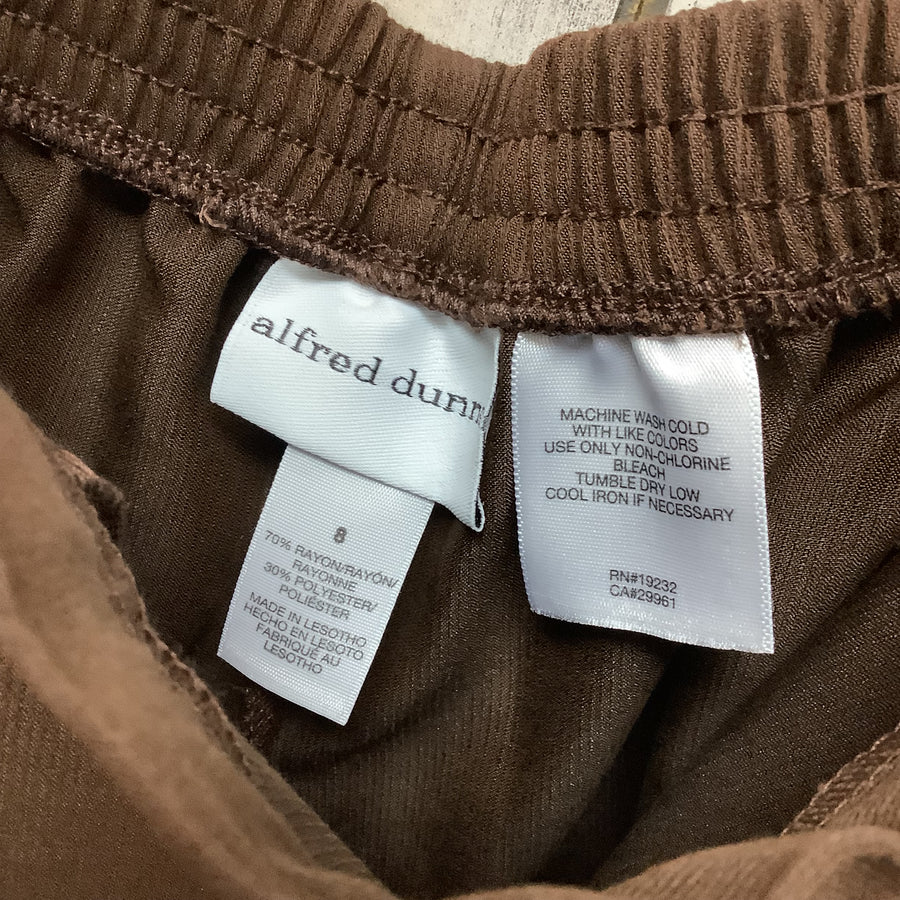 Alfred dunner Size 8 Classic Fit Brown Slacks