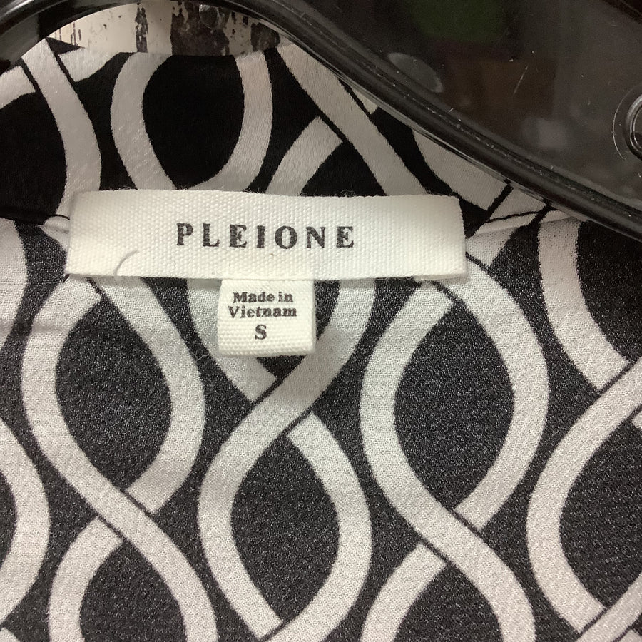 Pleione Size Sm Shirts & Blouses
