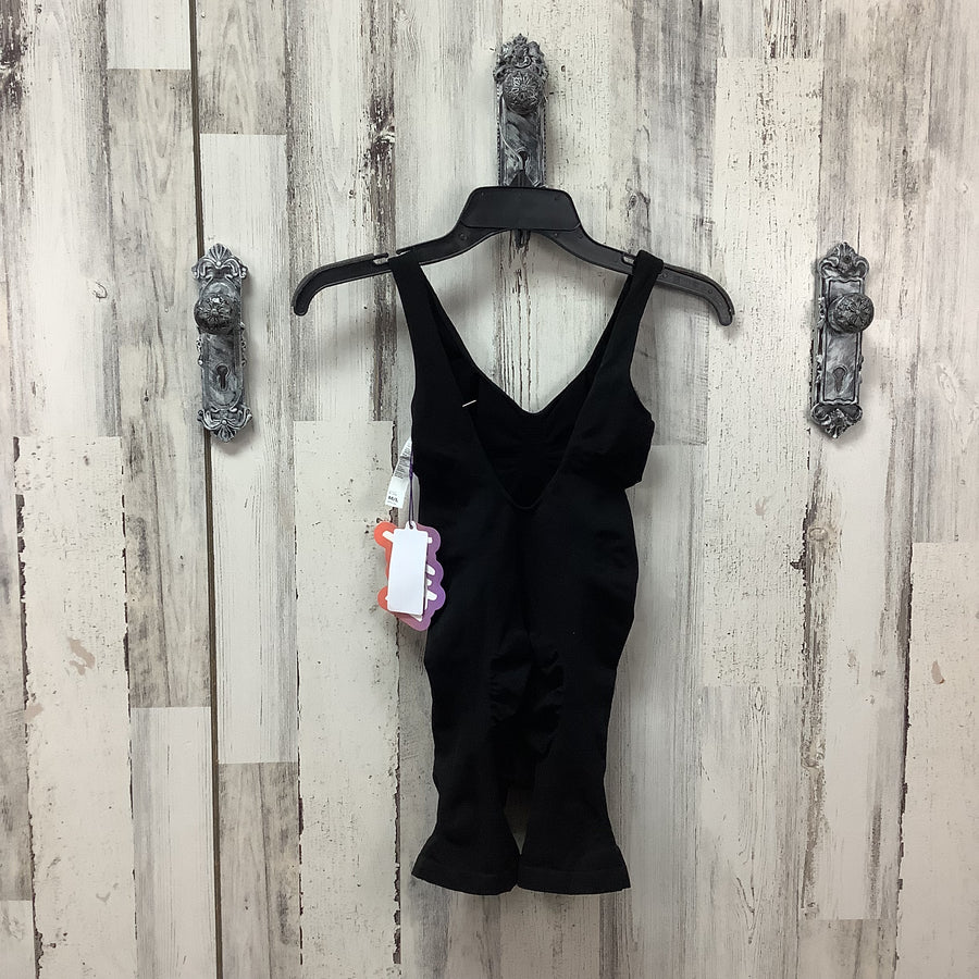 Yitty Nearly Naked Shaping Size M/L Mid Thigh Bodysuit