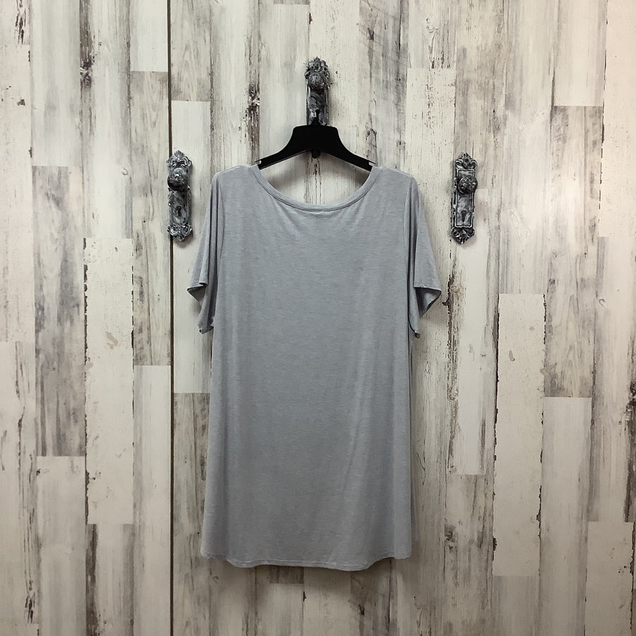 Lu La Roe Size 3XL Curvy Shirts & Blouses