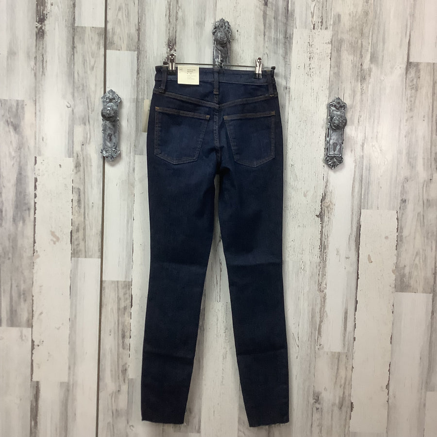 Universal Thread Size 00 Junior Jeans