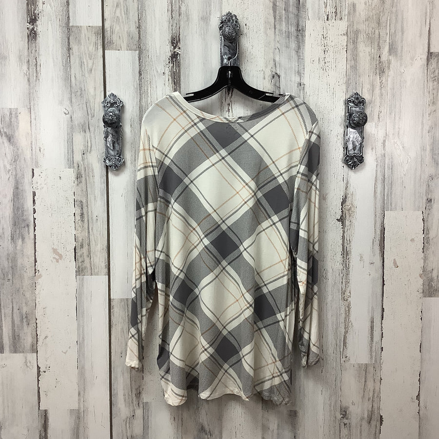 Maurices Size 2X Curvy Shirts & Blouses