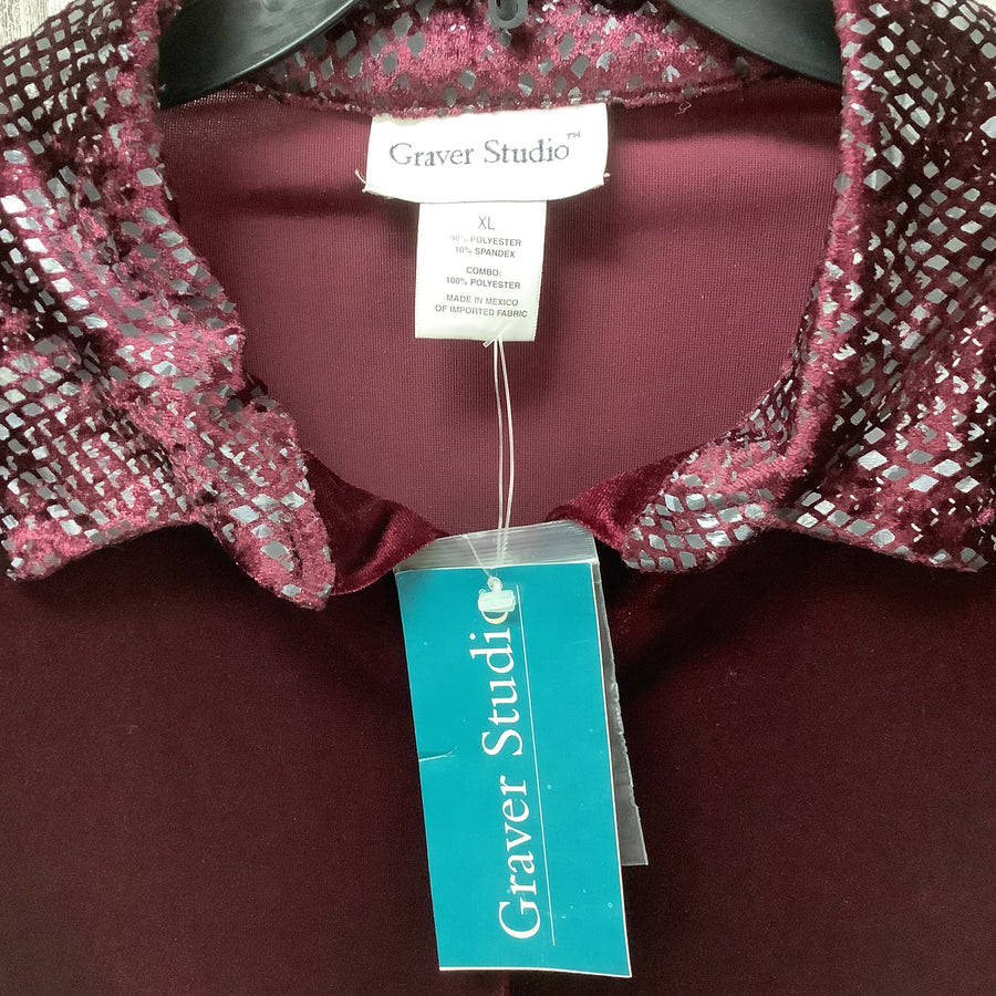 Graver Studio Size XL Curvy Shirts & Blouses