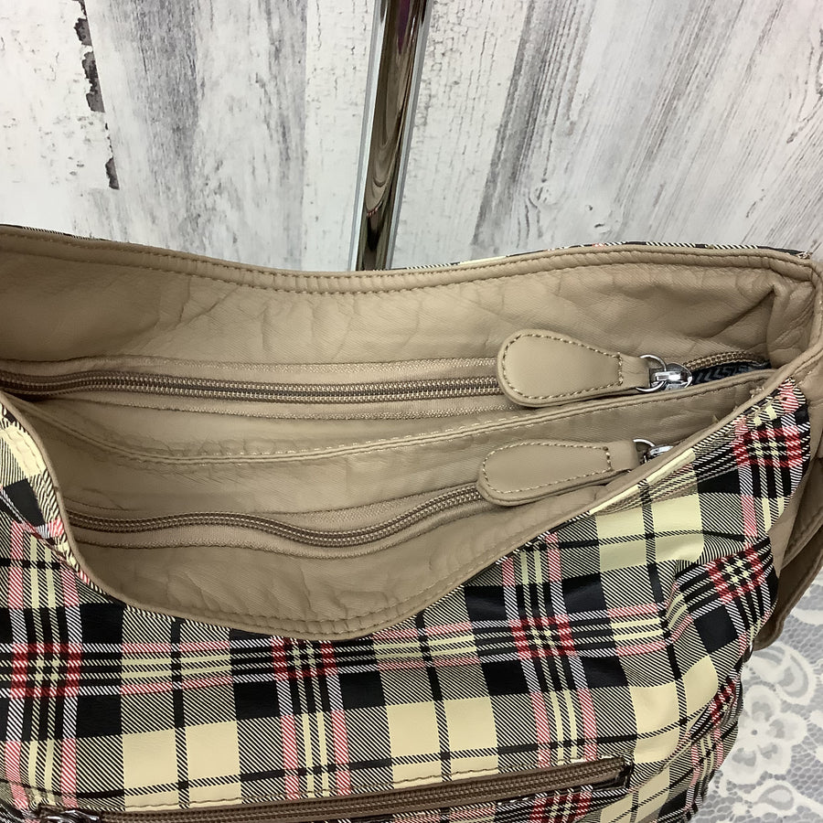 Angel Kiss Size Large Shoulder Bags