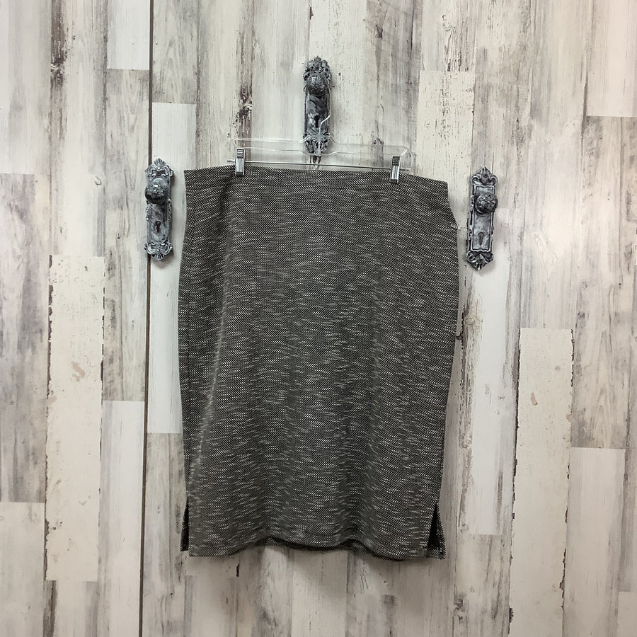 Casper Size XL Curvy Skirt