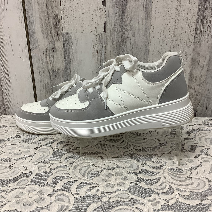 Fashion Sport Size 8 Sneakers
