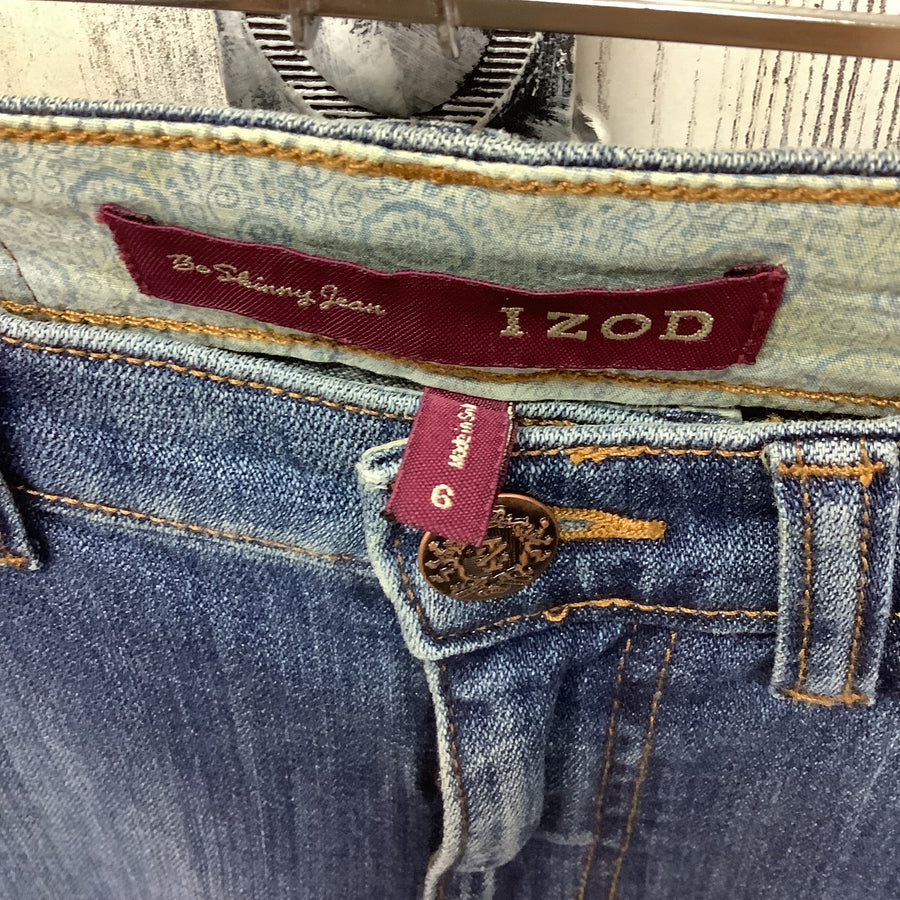 IZOD Size 6  Medium Wash Skinny Jeans