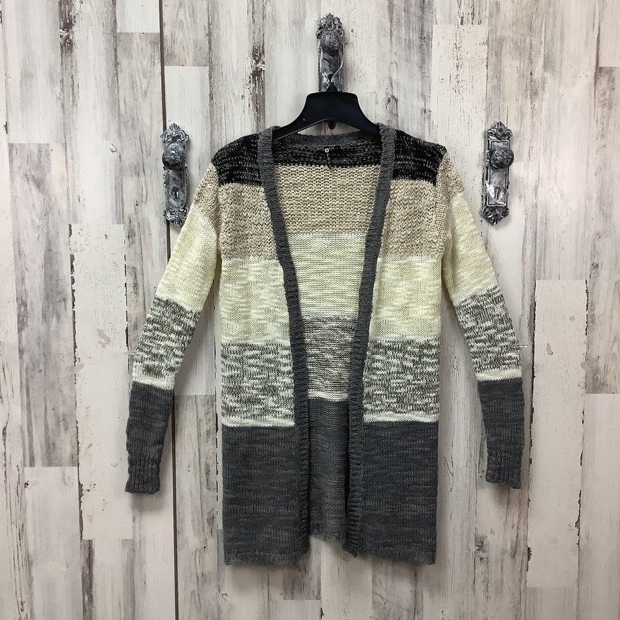 Poof Size Small Shrugs & Shawls