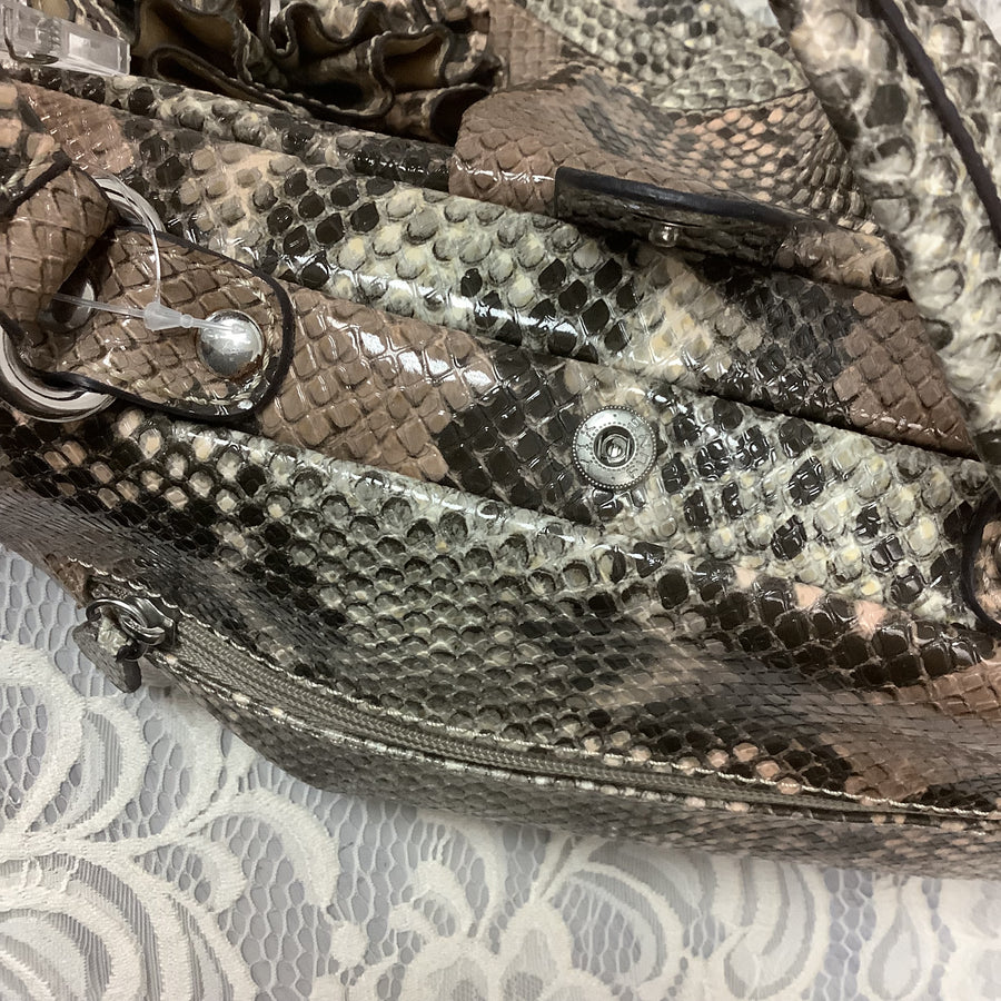 Nicole Miller Size Large Handbags
