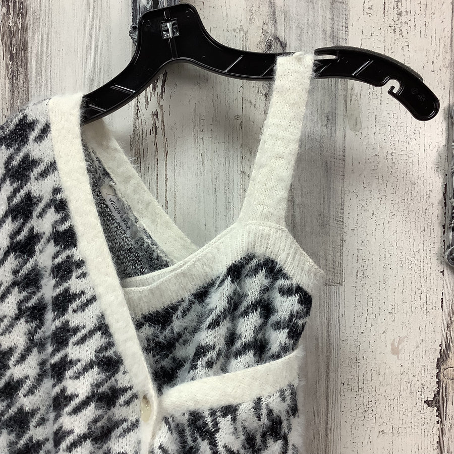 Willow & Wind Size Med Cardigans