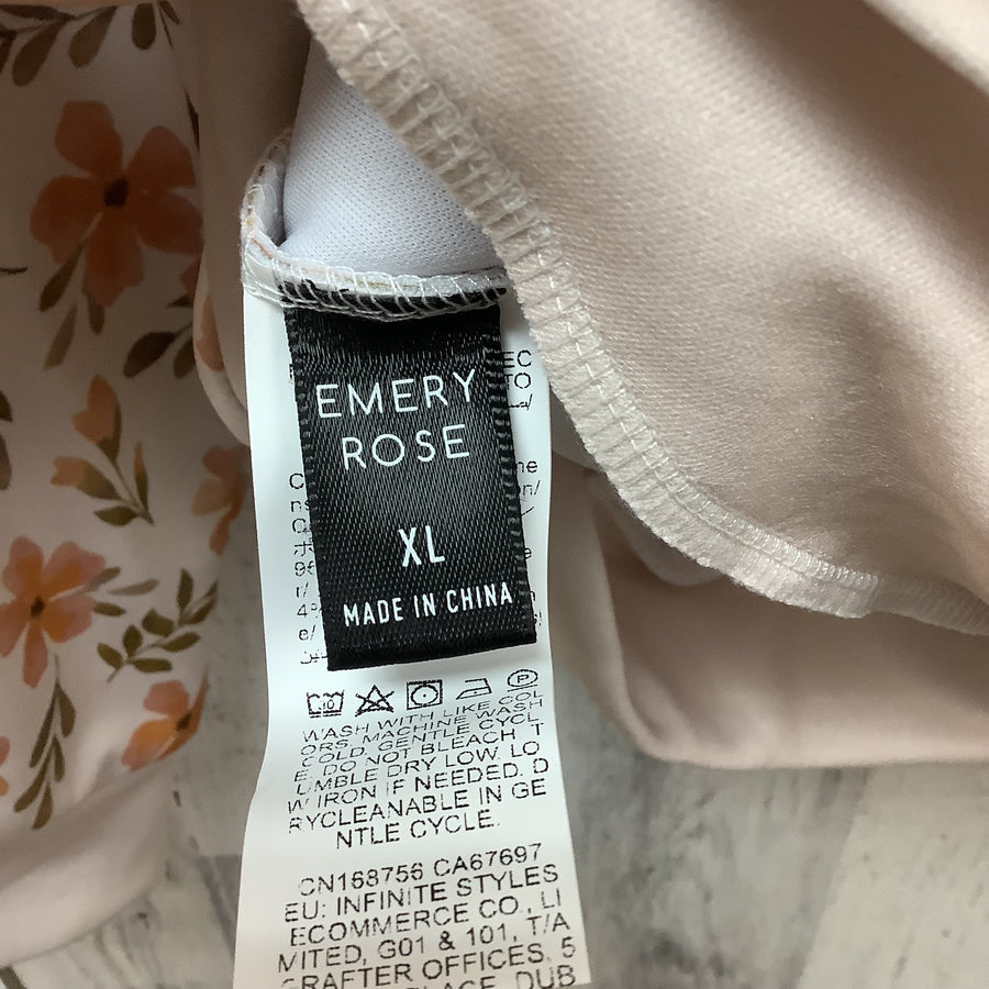 Emery Rose Size XL Curvy Shirts & Blouses