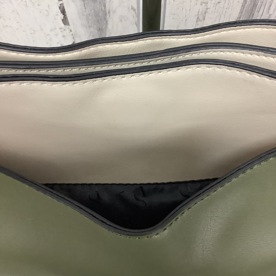 Vera Wang Size Large Handbags