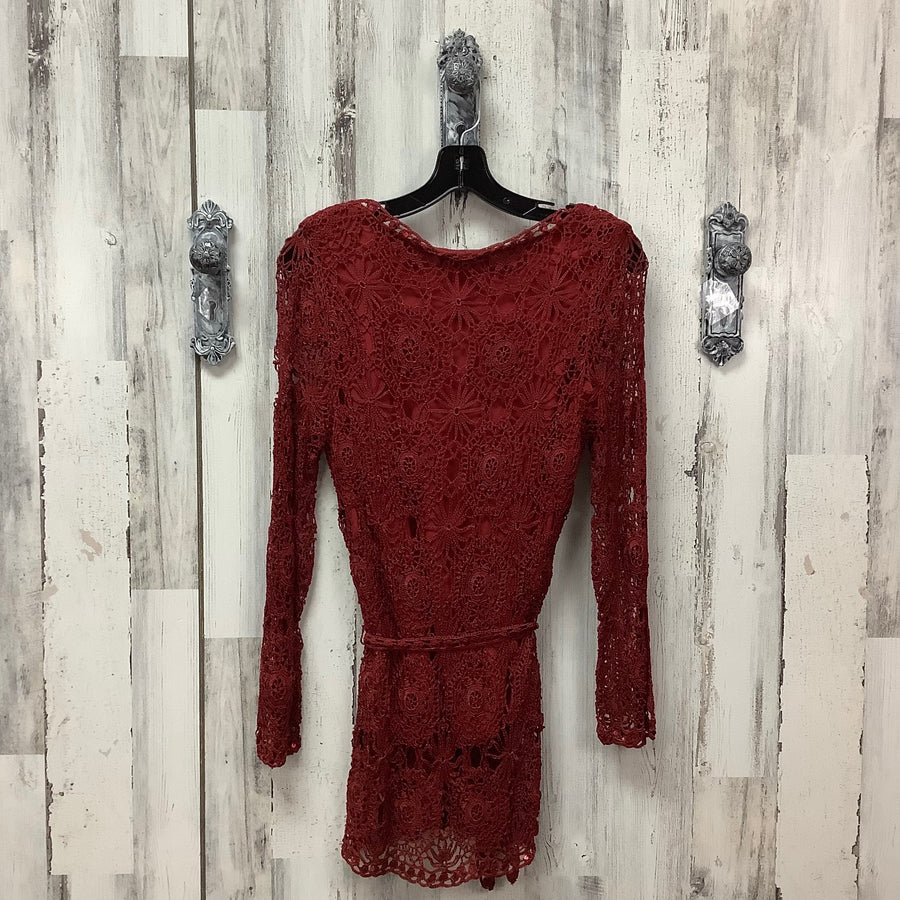 Pyrmid Collection Size Med Shirts & Blouses