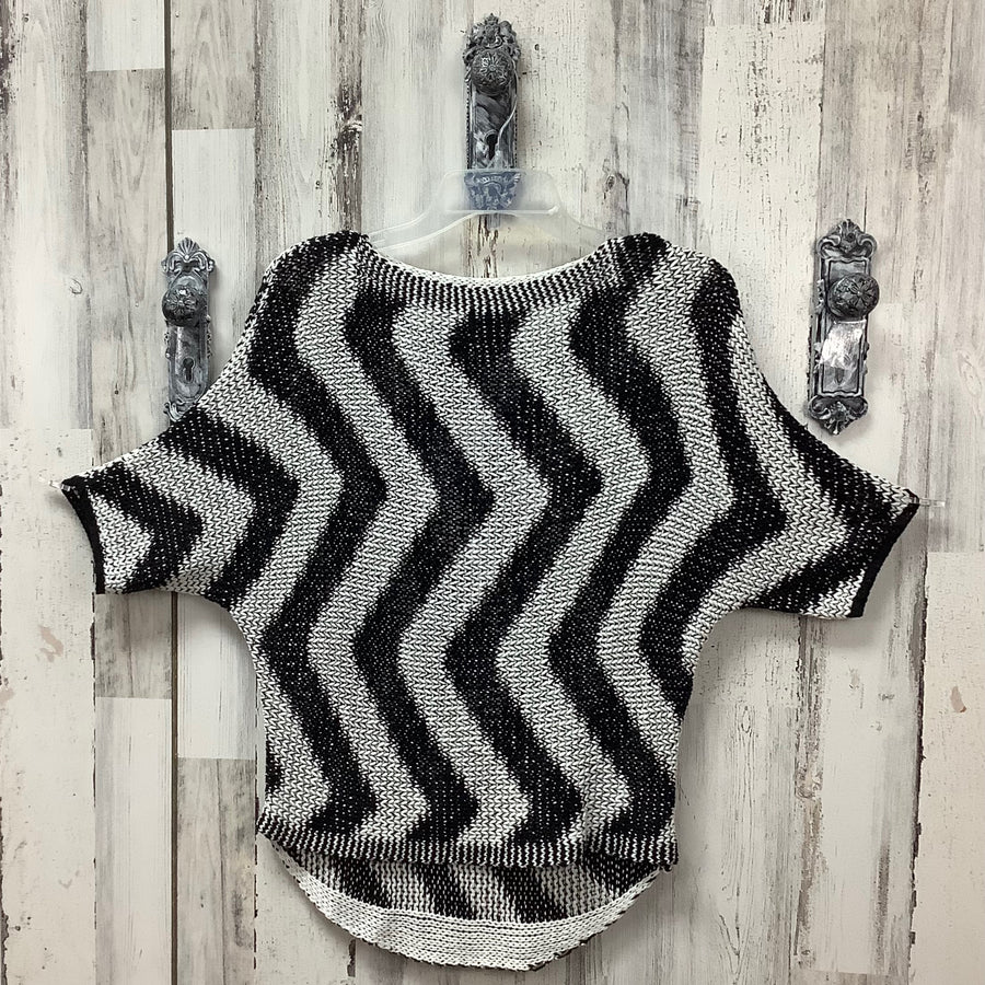 Hannah Size Small Pullover