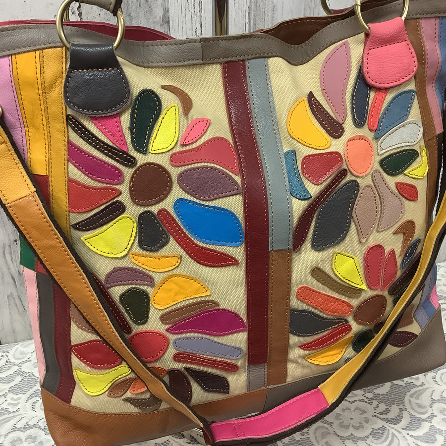 AmeriLeather Size XL Totes