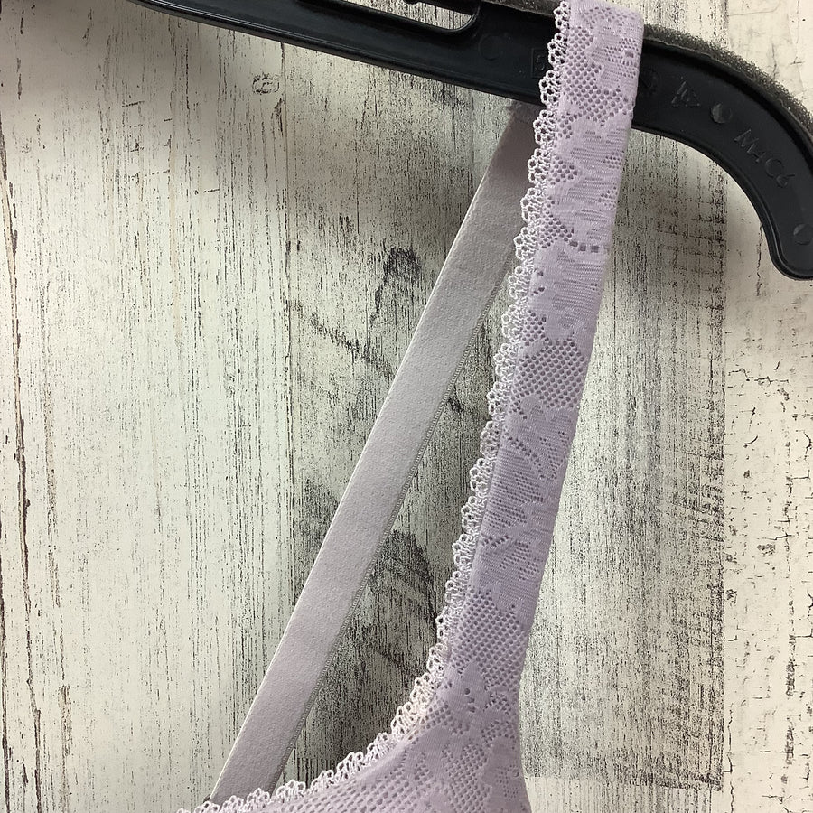 Victoria Secret Size 38D Purple Lace Demi Bra