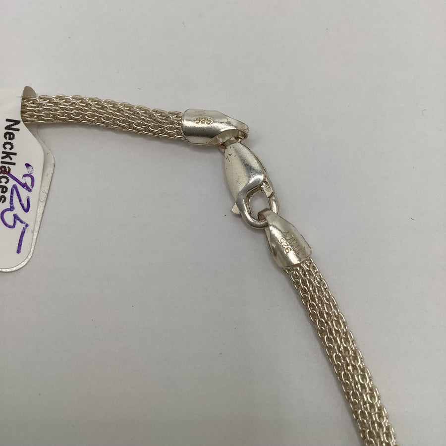 Unknown Choker Necklaces
