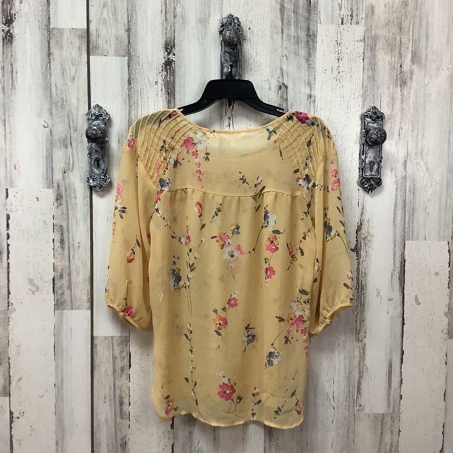 Lauren Conrad Size Med Shirts & Blouses