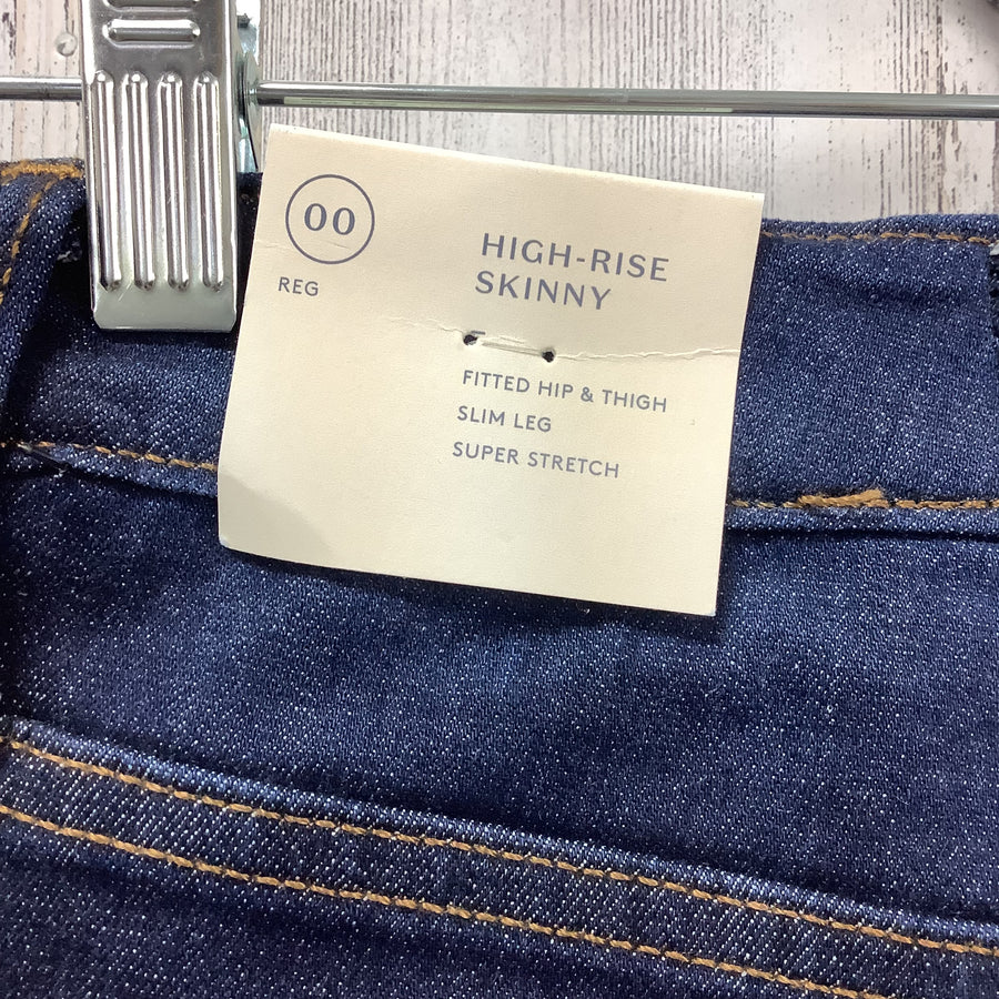 Universal Thread Size 00 Junior Jeans