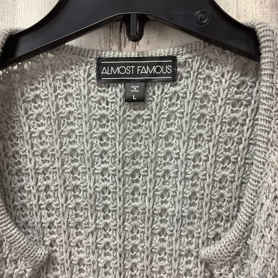 Almost Famous Size Lg Shrugs & Shawls
