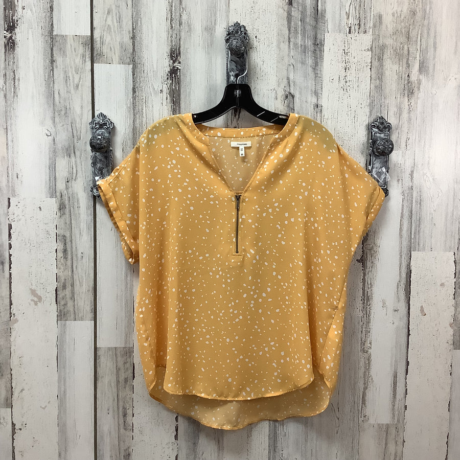 Maurices Size Med Shirts & Blouses