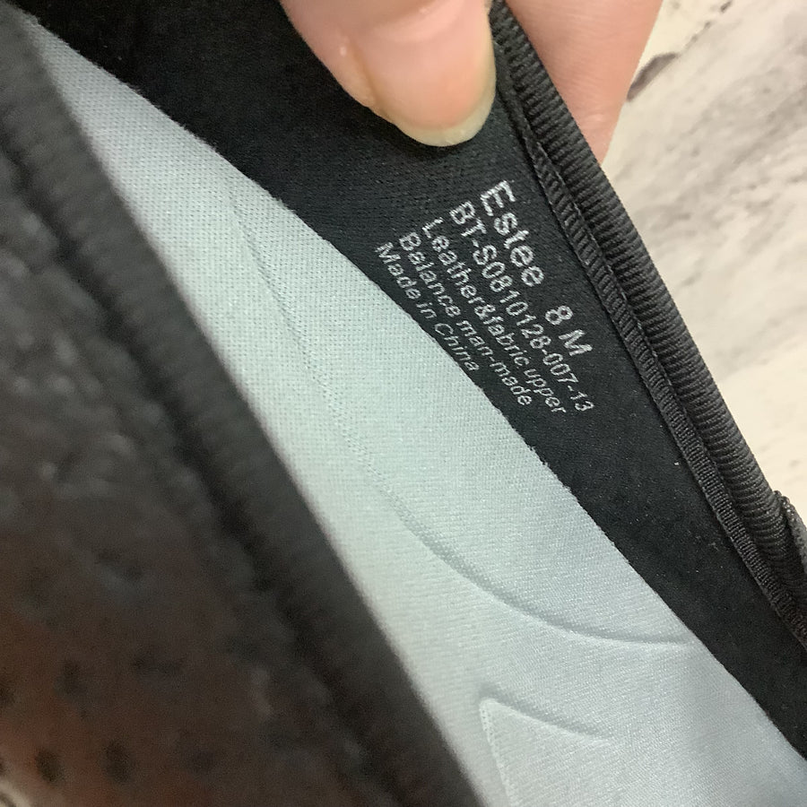 Bare Traps Size 8 Casual